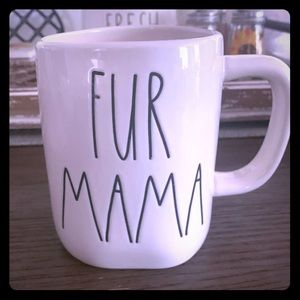 SOLD NEW Rae Dunn fur mama mug
